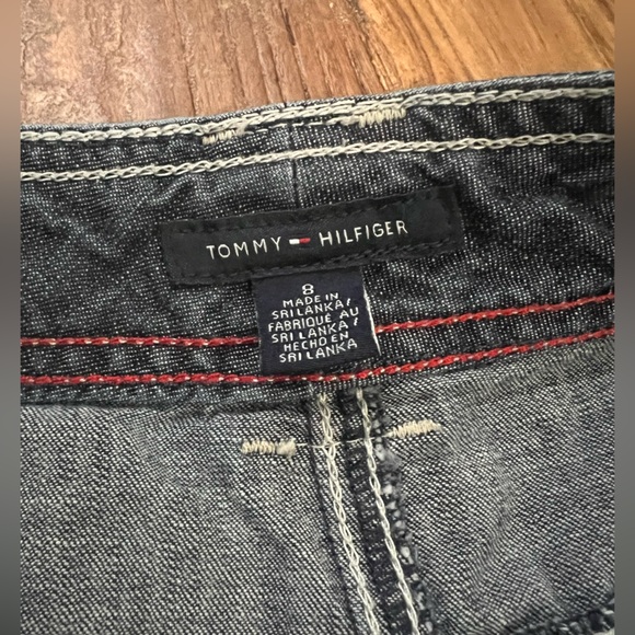 Tommy Hilfiger denim shorts 8 ladies cargo style super cute LIKE NEW - Picture 5 of 10